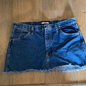 Blue wrangler denim skirt